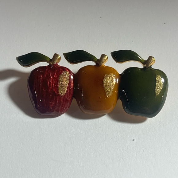 Vintage Signed OTC Apples Enamel Brooch - Picture 1 of 3